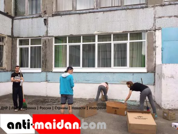 Все как один: жители Дзержинска вышли на субботник после взрывов на заводе (ФОТО, ВИДЕО) | Русская весна