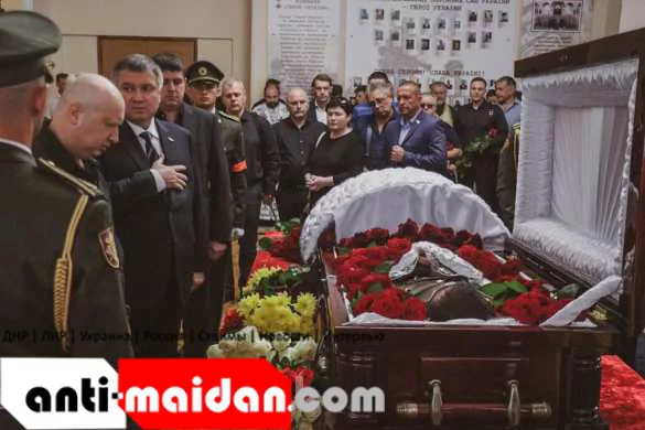 Тымчука похоронили в Бердичеве (ФОТО, ВИДЕО) | Русская весна