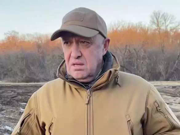 ЧВК Вагнер, телеграм-канал, Евгений Пригожин, самолет, Тверская область, падение, события, Западная Африка, Дмитрий Уткин, борт, компания ЕВ, катастрофа, пассажиры, Росавиация, хлопки, стабилизатор, радары, трагедия, гибель, ракета ПВО, погода, неполадки, аэропорт, Embraer Legacy 600, Бологовский район, Хотилово, экипаж, бизнес-джет, перебазирование
